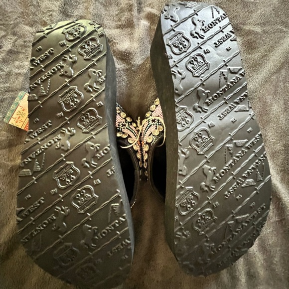 Montana West Platform Flip Flop - Picture 4 of 9